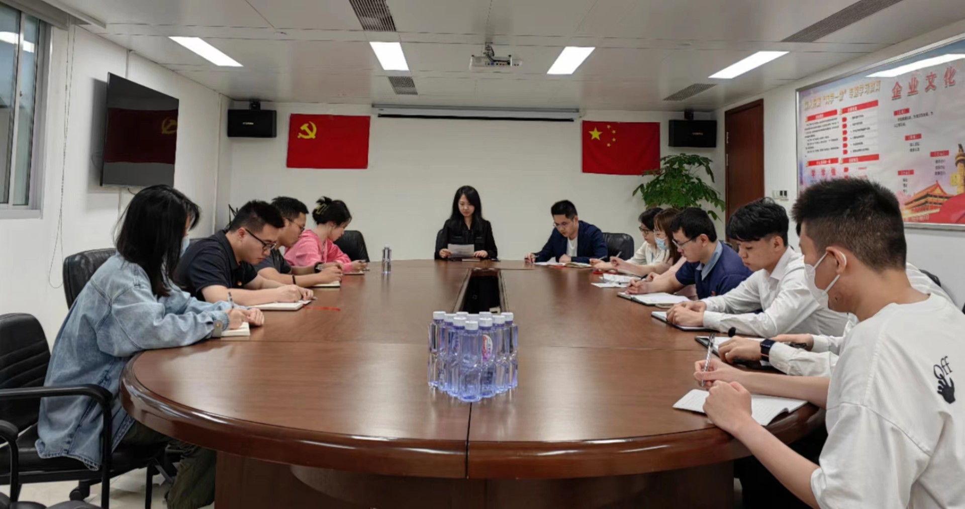 1683277195472626.jpg 五四學(xué)習(xí)會.jpg