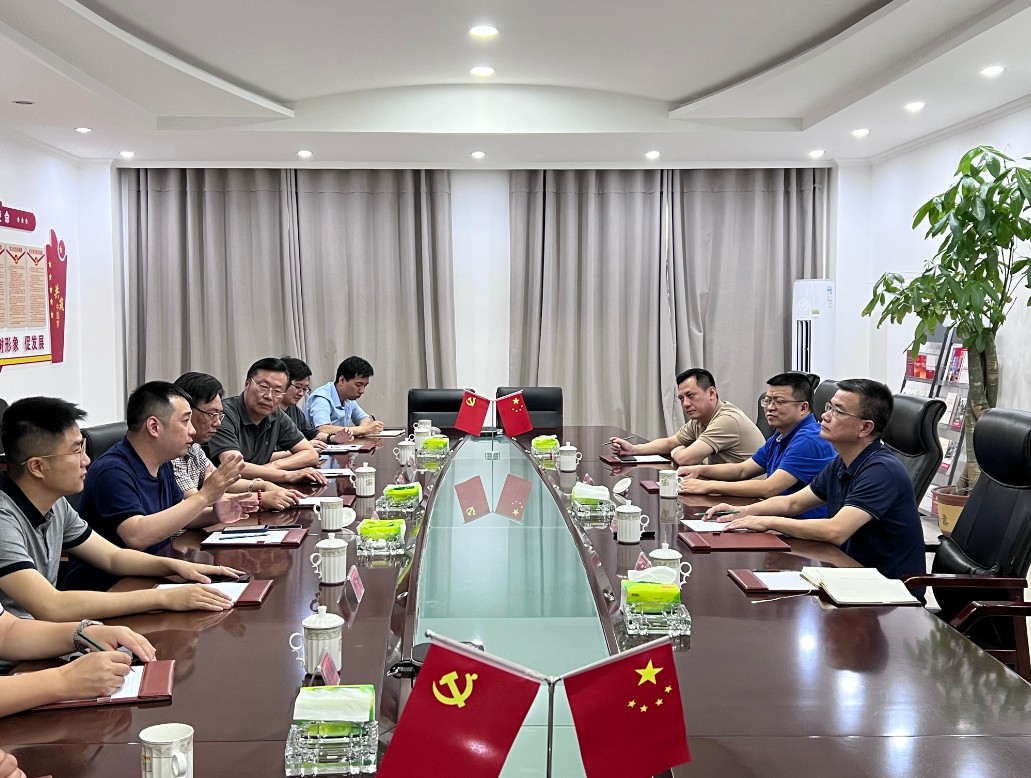 1689295802504165.jpg 游總赴新疆3.jpg