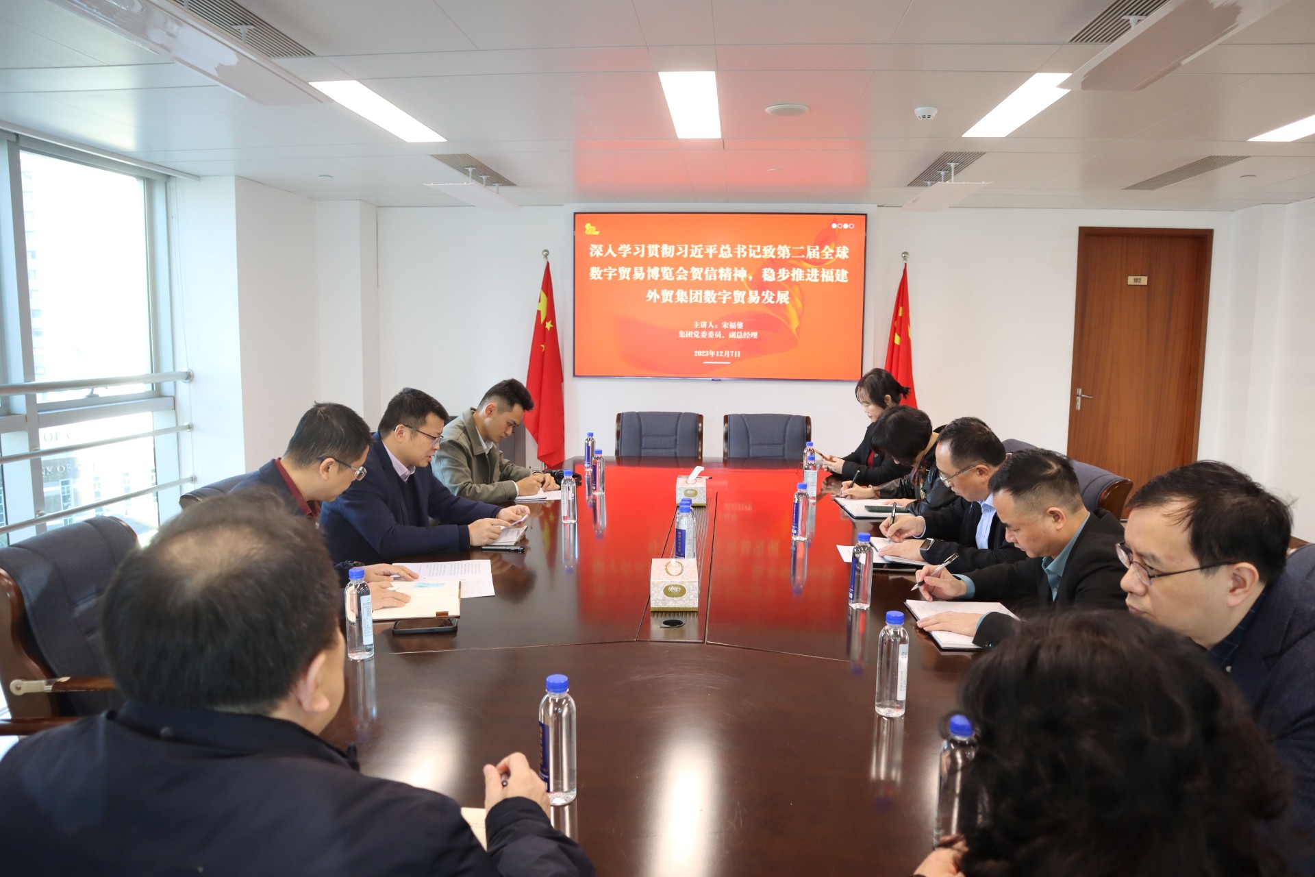 1702022034742216.jpg 宋總四下基層(榕江).jpg