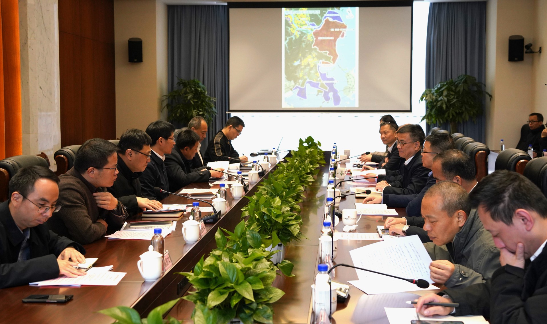 1709110784325933.jpg 集團領導與福州新區開展座談交流.jpg