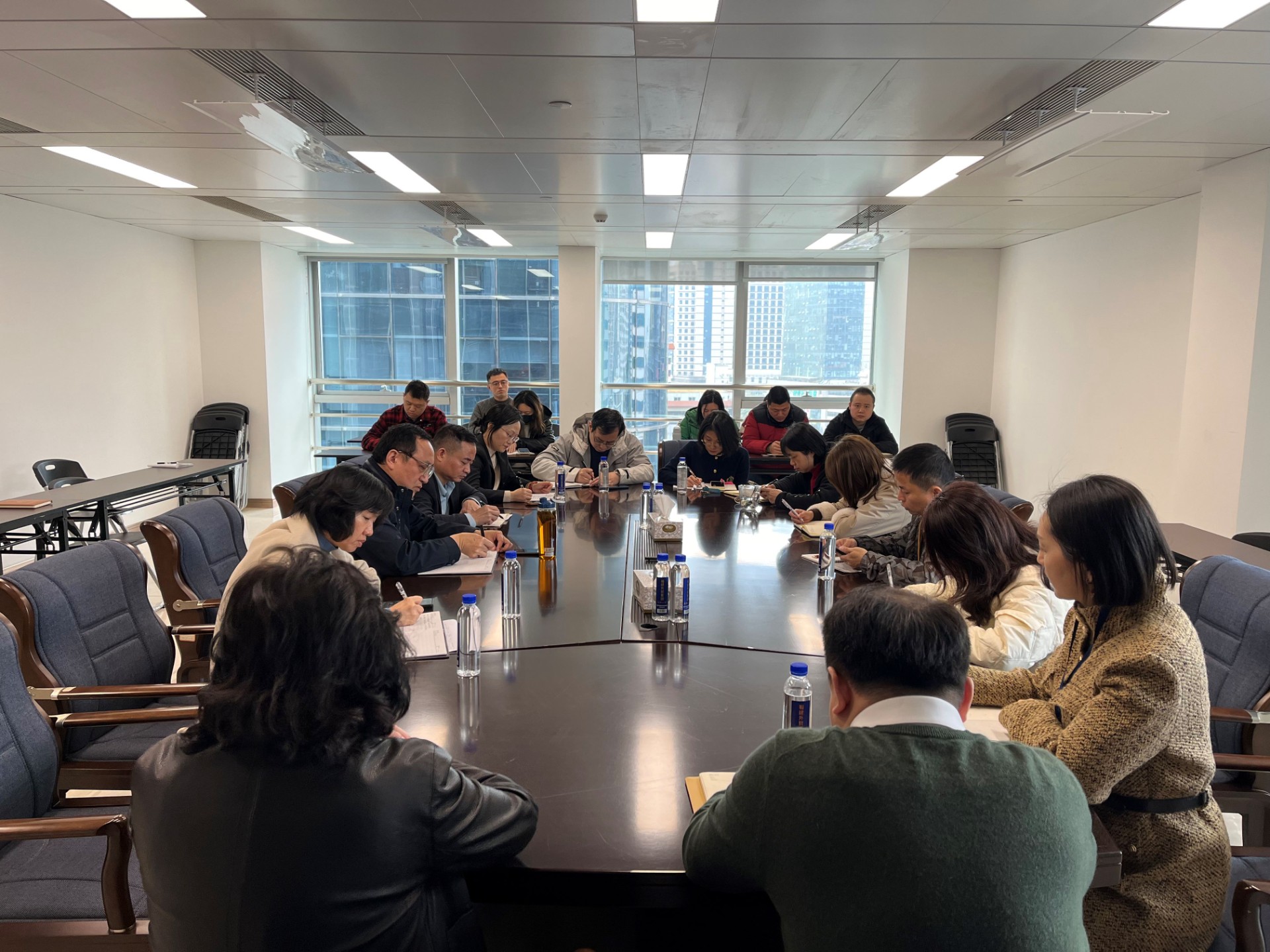 1710141403888591.jpg 江公司召開清理逾期賬款推進會暨業務交流會.jpg